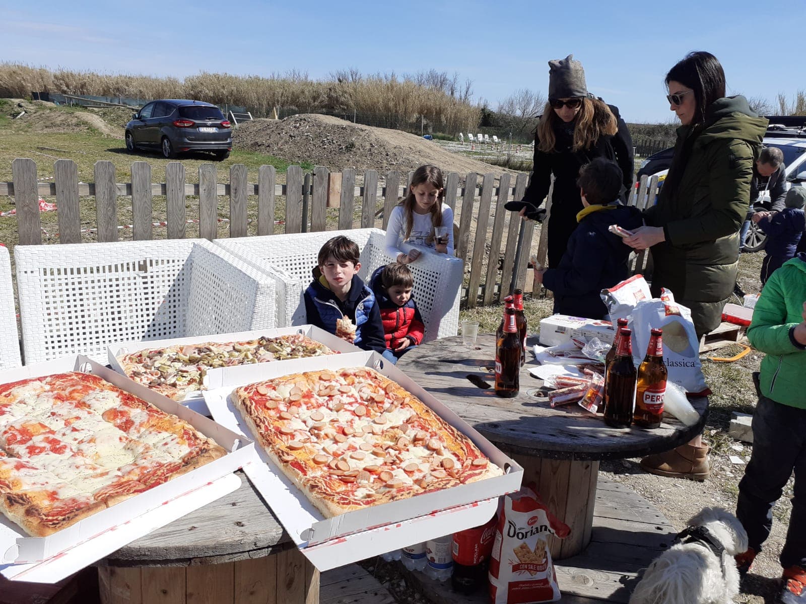 Foto ZohanTeam 2022 — 04-2022-04-03_PizzaInCampo.jpeg
