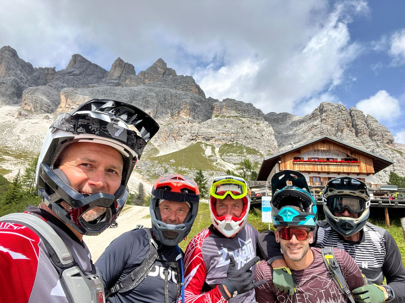 Foto ZohanTeam 2022 — 2022-08-17_cortina_gruppo.jpeg